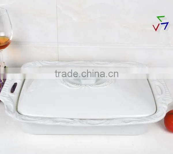 14.5" Square Porcelain Bakeware With Lid photo-2