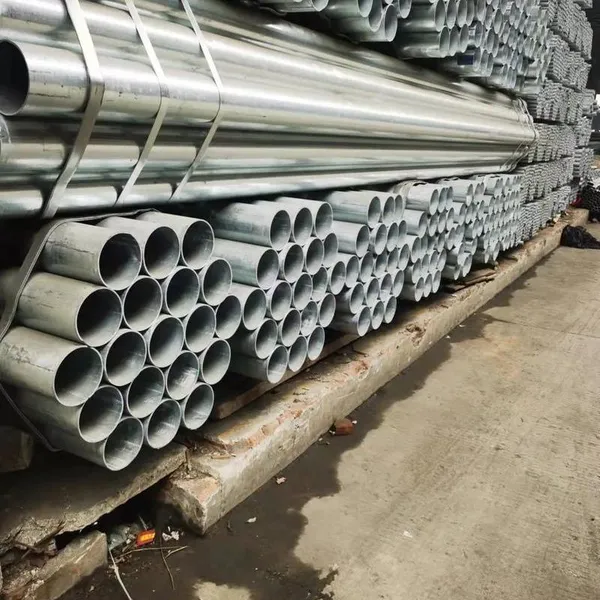 High Quality Hot Dipped Galvanized Seamless Steel Pipe Zinc Coated Round Tube for Gas Transportation photo-3