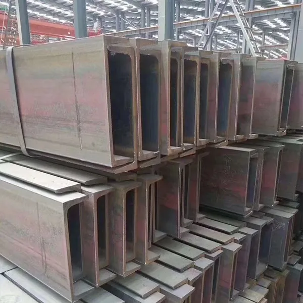 30# Steel Channel Bar (GB Standard) – Hot-Rolled Carbon Steel – Black Finish, Large Volume Stock photo-5