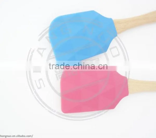 Silicone Scraper With Wooden Handle & Hole for Hanging photo-2