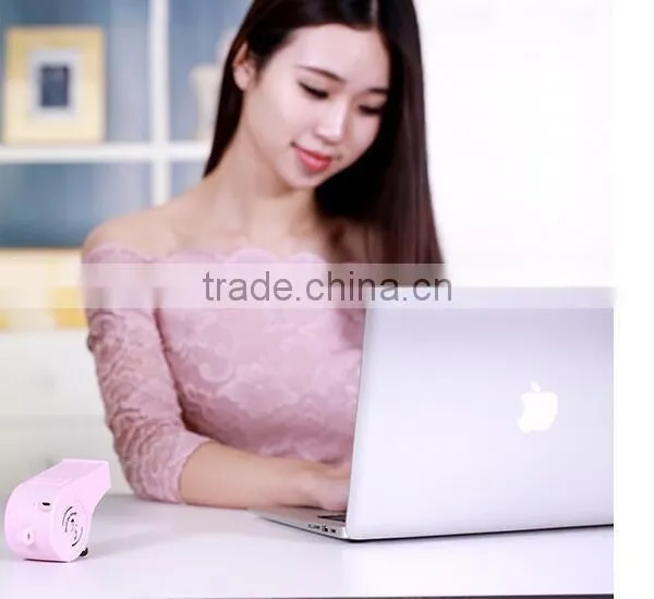 Creative Mini Fan Summer Hand-held Whistle Cool Fan New Ultra-thin Portable Two Tranches Variable Speed Fan photo-4