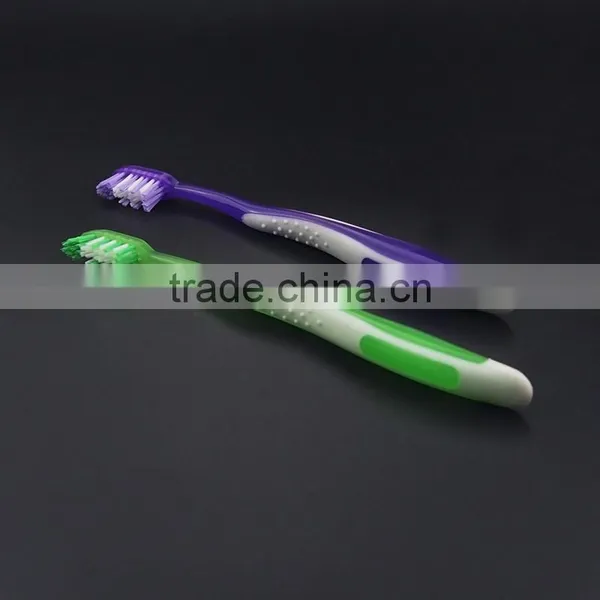 Hot Selling Hotel Biodegradable Disposable Toothbrush Made in China photo-3