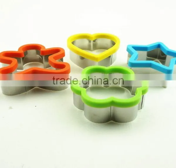 47082 Stainless Steel With Silicone Cover Cookie Cutter photo-3