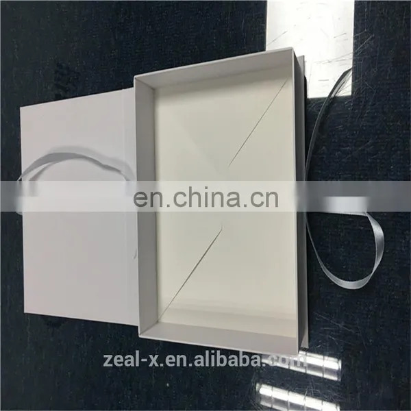 2017 Shiny Ribbon White Rigid Box With Rose Gold Stamping Box for Hot Underwear photo-2