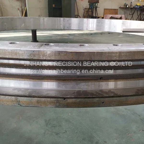Double Row Four Point Contact Ball Slewing Bearing With Teeth 4548.6x3970x187mm for Heavy Duty Industry Machine photo-2