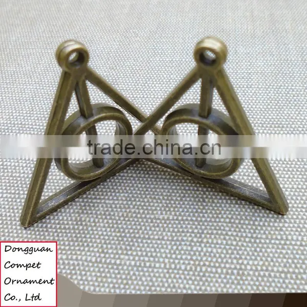 Wholesale Zinc Alloy Diy Bracelet Accessories Triangle Widgets Pendant photo-3