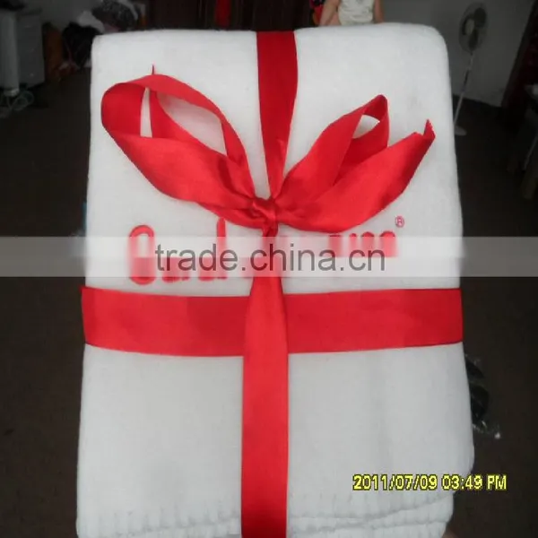Fine Polyester Fleece Gift Blanket With Ribbon Bound Packaging photo-3
