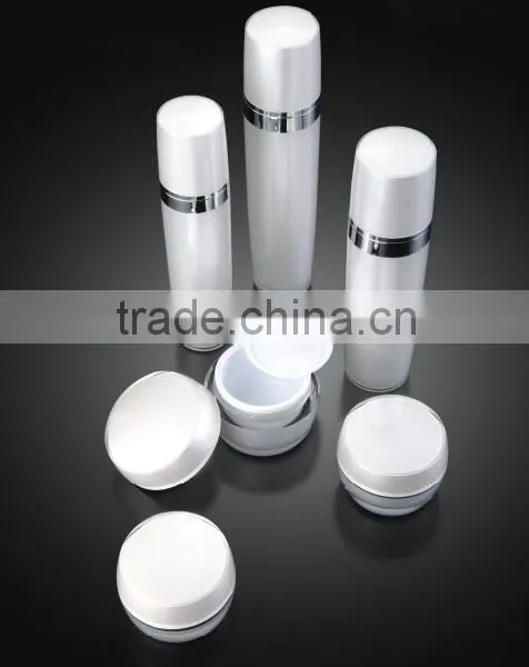 Wholesale Luxury Acrylic Cosmeitc Spray Bottles