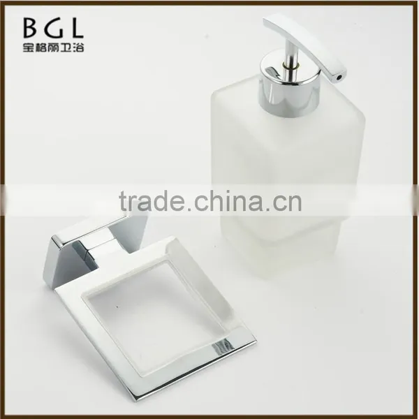 17638A Wall- Mounted Chrome Bathroom Fittings Zinc Bathroom Soap Dispenser photo-5