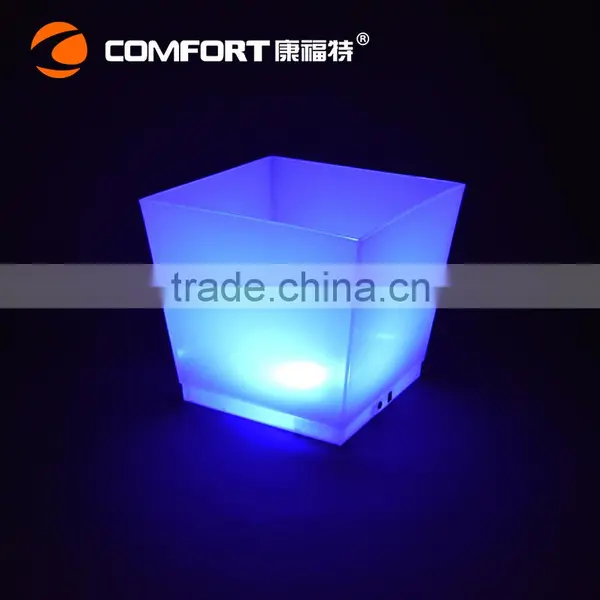 Rechargeable Plastic Ice Cooler