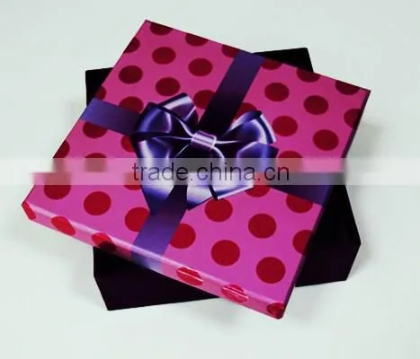 Top and Bottom Gift Box for Children photo-5
