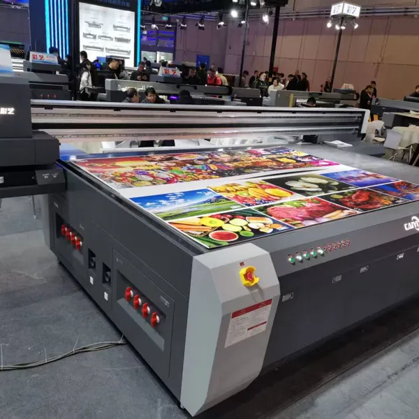 3,2 x 2,0 m Caiyi UV-Flachbettdrucker (CY-UV3220) mit Ricoh Gen6