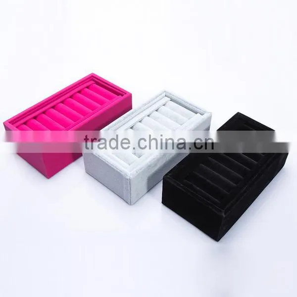 Custom Decorative Luxury Velvet Engagement Jewelry Ring Tray photo-2