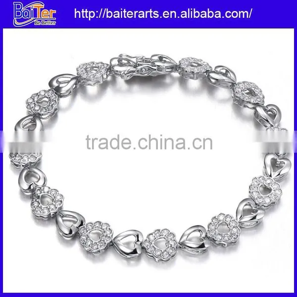 Fashion 925 Sterling Silver Diamond Heart Shaped Tennis Bracelet Heart Bracelet photo-2