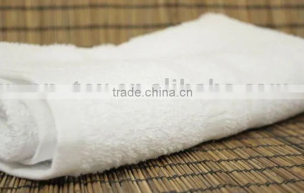 High Quality Plain and Jacquard Cotton Hotel Bath Towel
