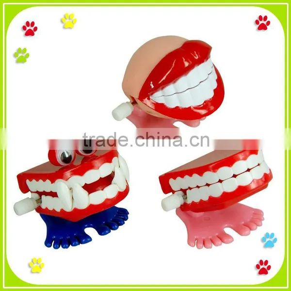 Wind Up Teeth Toy