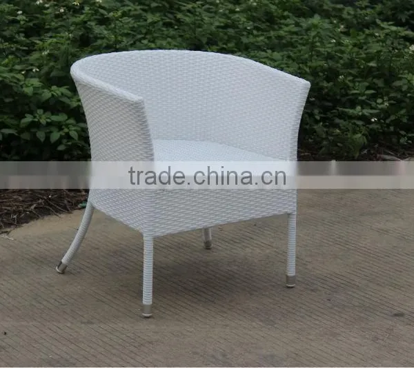 Cozy Wicker Furniture Coffee Shop Table and Chairs for Sale photo-5