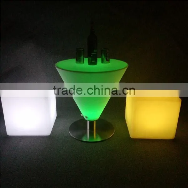 Modern New Beautiful Ring Lighting Plastic LED Cube Chair With Rechargeable Battery photo-5