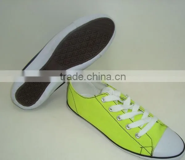 Best Price Wholesale Canvas Shoes China photo-2