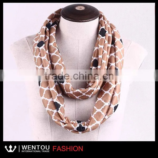 Adult Monogrammed Quatrefoil Scarf photo-2