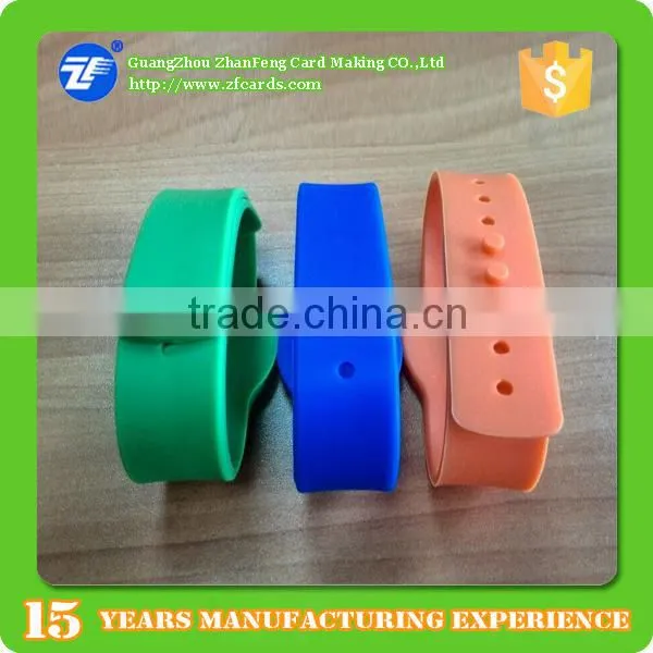 Guangzhou Manufacturer of Waterproof Nfc Keyfobs Ntag213 photo-6