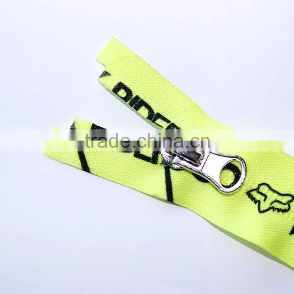Custom Printing Waterproof Laser Reflective Zipper photo-4