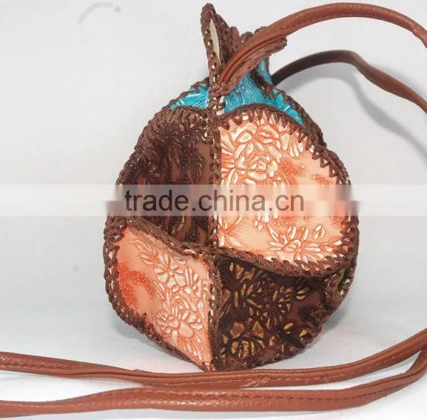 Girls Shoulder Strap Bag All Handmade Good Material Best Feeling Low Price photo-4