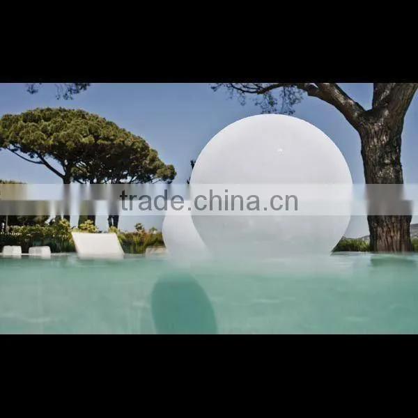 Waterproof Cordless Rechargeable Chrismas Plastic Ball Ornament/ Led Glow Swimming Pool Ball photo-2