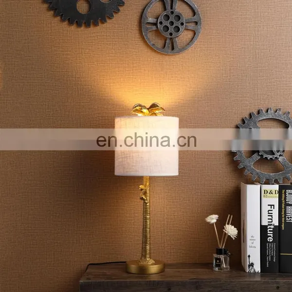 Popular Design Coconut Tree Shape Lovely Gold Monkey Decorative Resin Retro Nightstand Lamps photo-2