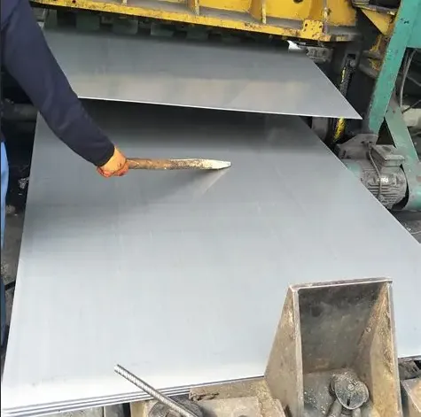 Hot Rolled Mild Steel Plate Sheet Metal Material Carbon Steel JIS Certified Processed to ANSI Standards Custom Cutting Available photo-2