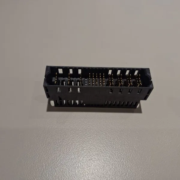 Power Modular Printed Circuit Backplane 60A 4pin Right Angle Solder Ai Server Ultra Pwrblade Connector for Ai Data Center