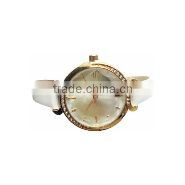 Latest Rose Gold Plated Wrist Watch for Woman photo-3