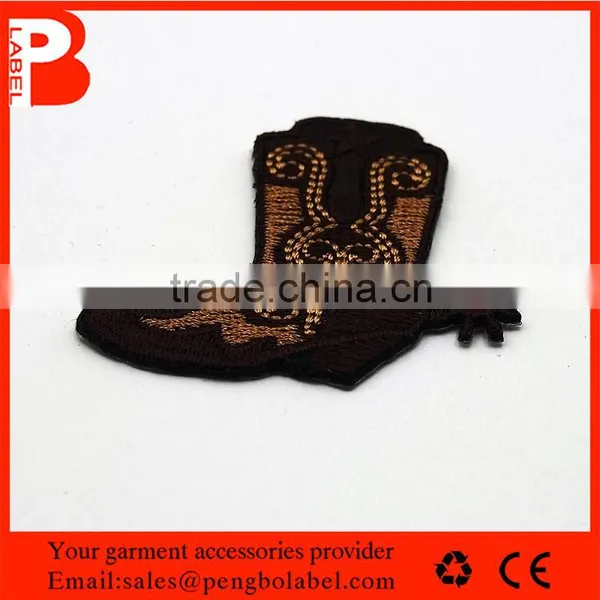 2016 Directly Factory Professional Customized Embroidery Label Badges photo-6