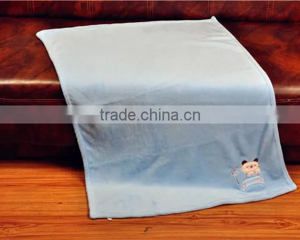 Jinhua Hot Selling Multifunctional Picnic Coral Fleece Blanket photo-3