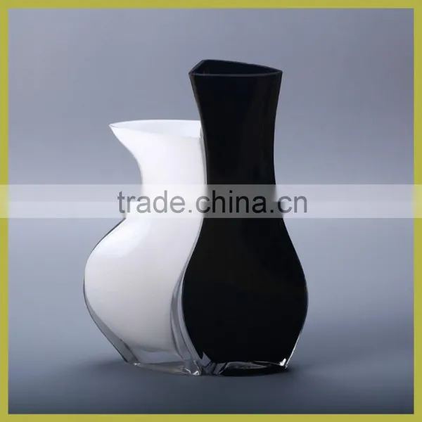 Decorative Black and White Glass Vase for Wedding Vase