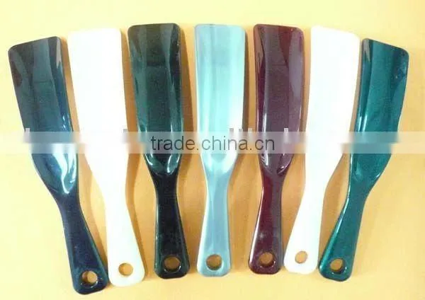 Factory Price Promotional Black,red,yellow,grey Plastic Shoe Horns