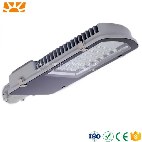Aluminum Alloy IP65 Cool White Solar Street Light With Pole and Camera photo-4