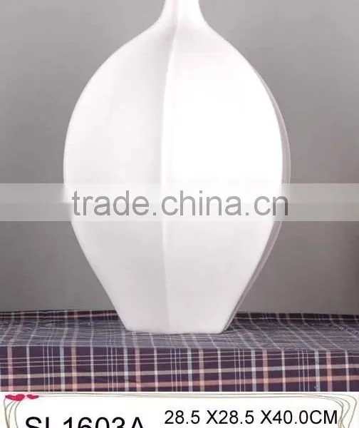 Fiberglass Decorative Vase ,Cheap Resin Vase photo-2