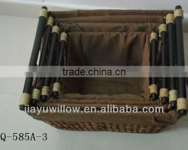 Natural Water Hyacinth Storage Baskets With Wood Handle photo-6