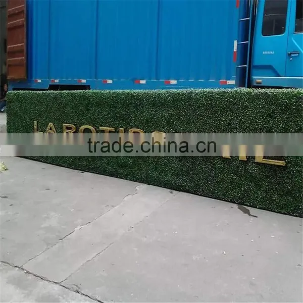 China Wholesale Artificial Leaf Fence Decorative Boxwood Hedge photo-2