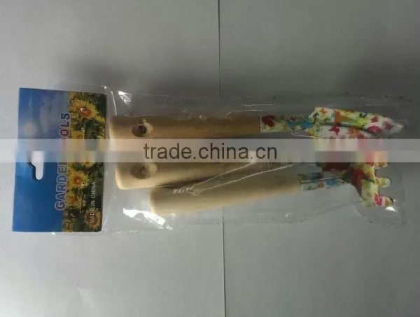 Printing Garden Tool With Wooden Handle photo-3