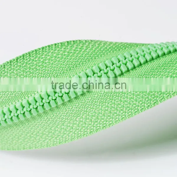 5# O/E Thin-teeth Plastic Molded Zipper or Zips photo-3