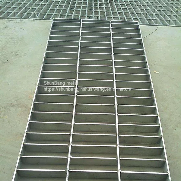 Wholesale Hot-dip Galvanized Toothed Steel Grating Steel Grating Subway Cable Trench Cover Load Plug-in Mesh Steel Grating photo-2