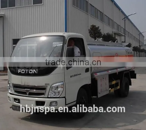 Hot Selling China Foton Oil Tanker Truck ,small Oil Delivery Truck for Sale photo-2