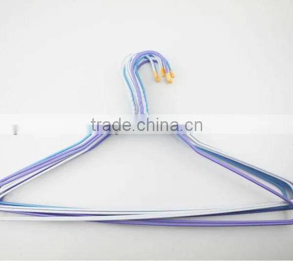Taizhou GS-6101 Durable PE Coated Metal Plastic Clothes Hanger photo-3