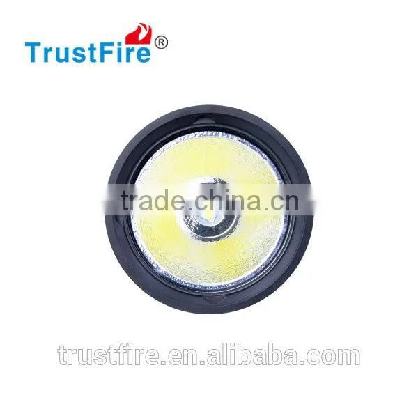 2016 Hot!!! DF009 Cree Led Flashlight Using One CREE XHP70 , 4* 18650 Rechargeable Li-Ion Battery for This Diving Flashlight photo-2
