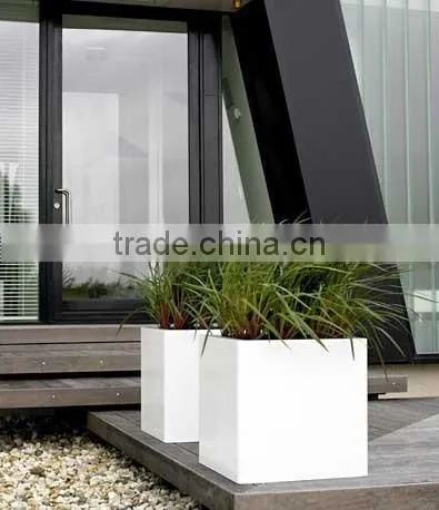 FO-245 Outdoor Cube Fiberglass Flower Planter photo-3
