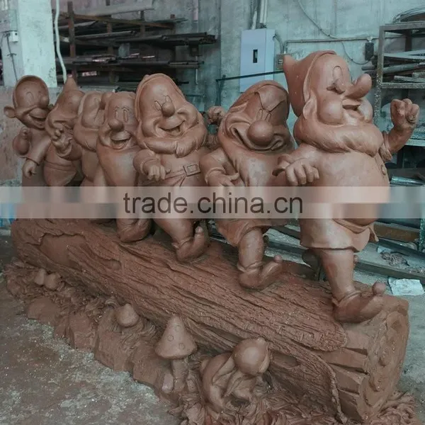 Strong Snow White With 7 Small Man Figure photo-4