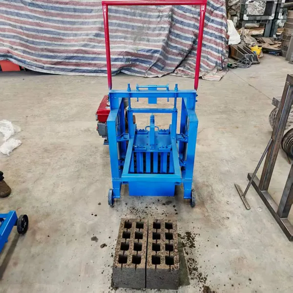 Direct Push Brick Machine Producing 400-200-200 Hollow Brick Small Mobile Multifunctional Cement Brick Machine photo-5