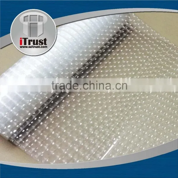 Chinese Self Adhesive Transparent Bopp Holographic Film Roll photo-3
